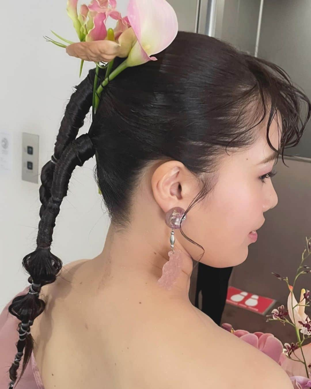 河野麻里さんのインスタグラム写真 - (河野麻里Instagram)「・ ・ wedding hair  3パターン ・ ・ #マリhair #浜松市」12月2日 19時02分 - brillantmari