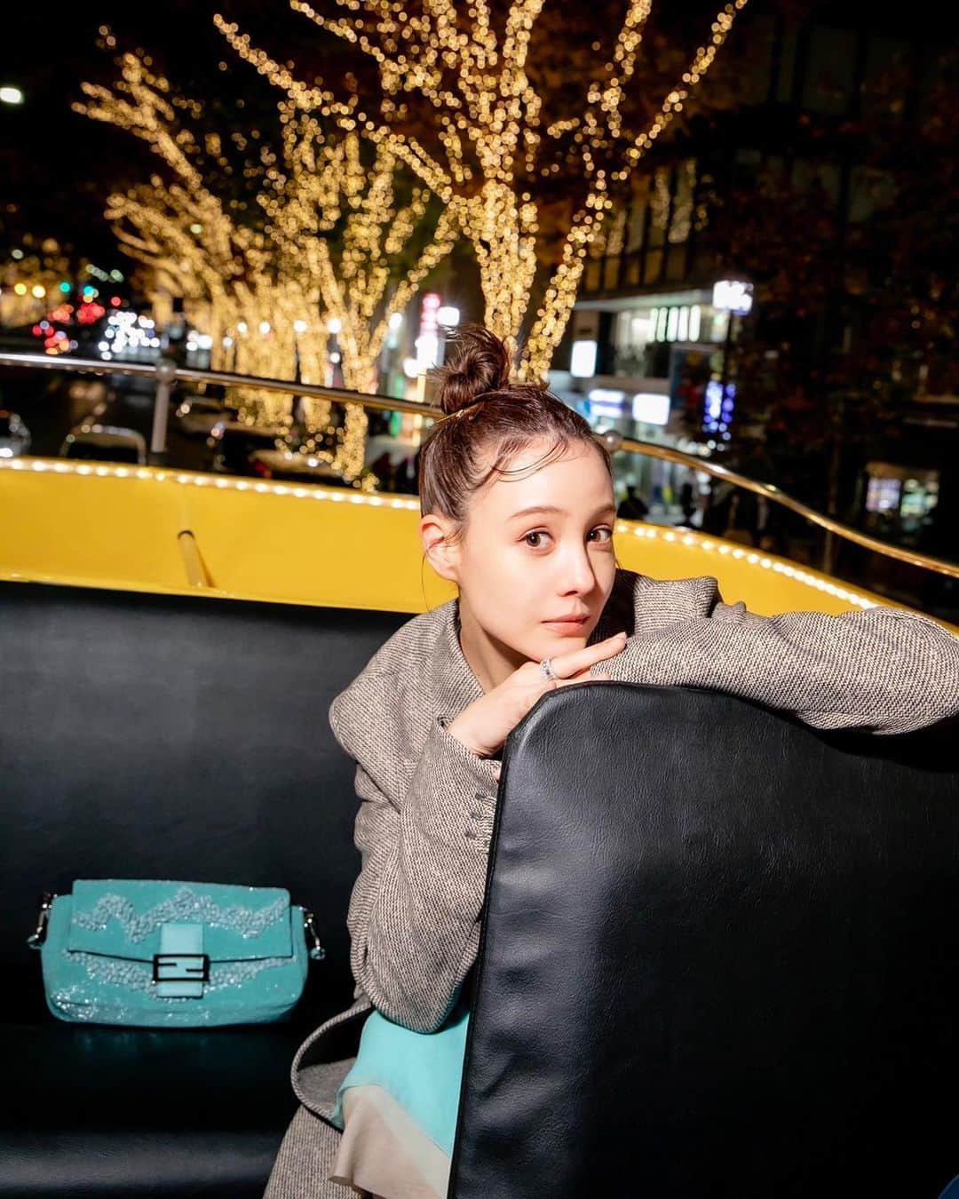 のインスタグラム：「OMOTESANDO FENDI ILLUMINATION 2022✨  表参道のイルミネーション、綺麗だったなぁ🥰うっとり。  #FendiHoliday」