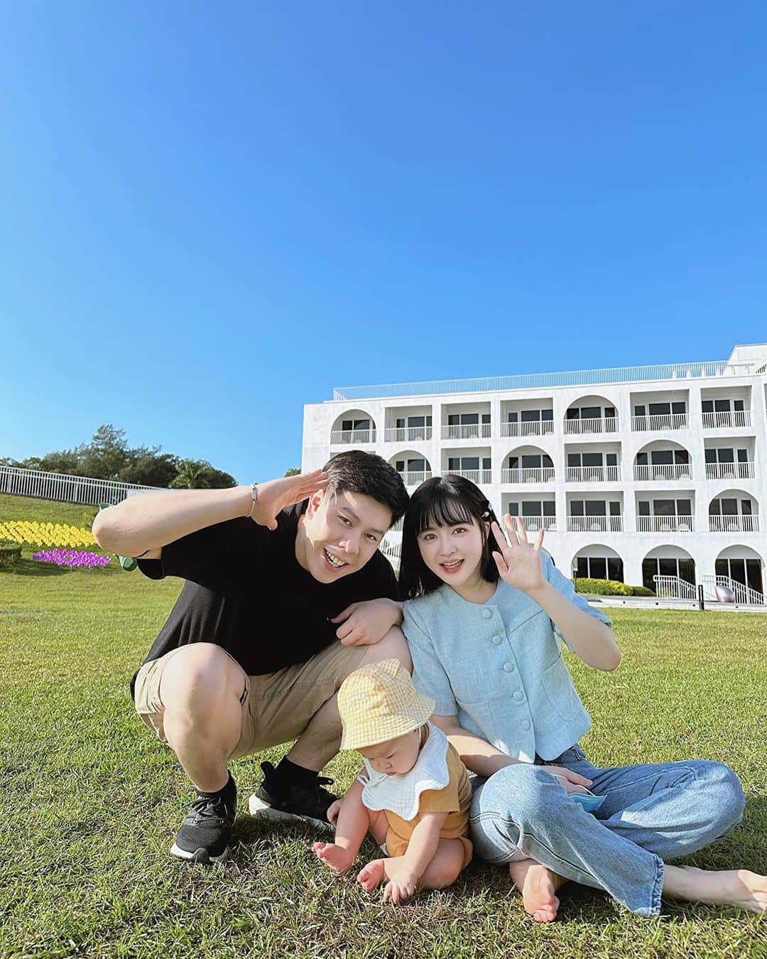 柯柯YELIZのインスタグラム：「什麼時候才有三個人 都看好好看鏡頭的照片呢🥹🥹」