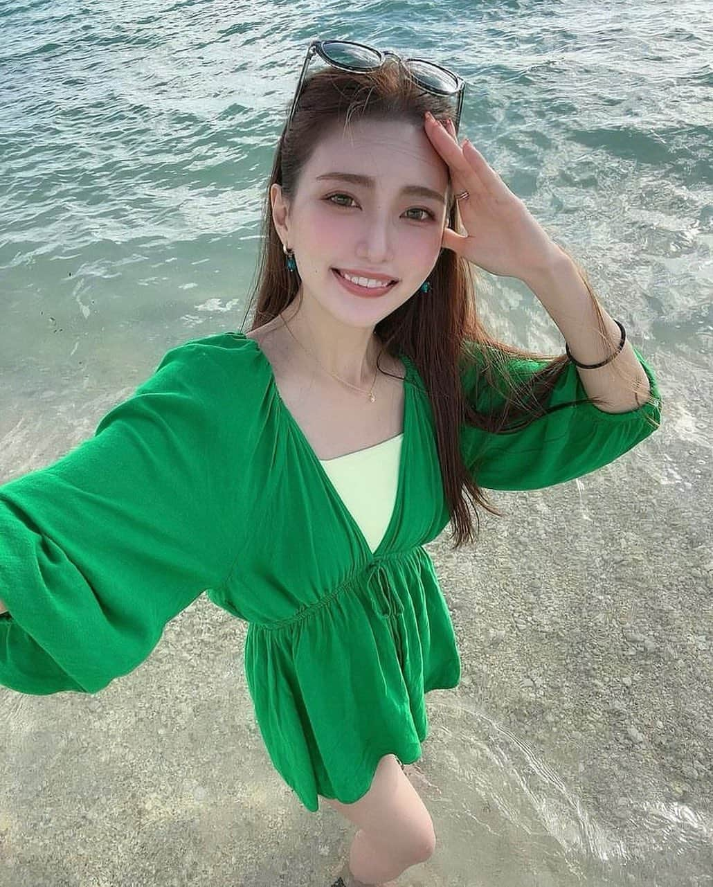 美女美容事情さんのインスタグラム写真 - (美女美容事情Instagram)「《沖縄×美女🏖️✨》⁠ *⠀⠀⠀⠀⠀⠀⁠⠀⁠⠀⁠⠀⁠⠀⁠ 今回ご紹介させて頂きますのは!!👀❤️⁠⠀⁠⠀⁠⠀⁠⠀⁠ zuuuuu18さん<@zuuuuu18> の素敵なお写真📸⠀⁠⠀⁠⠀⁠ *⠀⁠ 沖縄の綺麗な海よりも美しい美女☀️💕 スタイルも抜群で羨ましいです❣️⛱️⠀⠀⠀⁠⠀⁠⠀⁠⠀⁠⠀⁠ *⠀⁠⠀⁠⠀⁠⠀⁠⠀⁠ zuuuuu18さん<@zuuuuu18> 素敵な投稿をありがとうございました☺️📸✨⠀⁠ zuuuuu18さんのアカウントには他にも素晴らしい投稿が沢山ありますので是非覗いてみてくださいね💁‍♀️💙⁠ ⁠ ⠀⠀⁠⠀⁠⠀⁠⠀⁠ △▼△▼△▼△▼△▼△▼△▼△▼△▼ ⁠⠀⁠⠀⁠⠀⁠ ❤️🧡💛「ビジョビ (美女美容事情)」💚💙💜⠀⠀⠀⠀⠀⠀⠀⠀⠀⠀⠀⠀⠀⠀⁠⠀⁠⠀⁠⠀⁠⠀⁠⠀⁠ 👇掲載ご希望の方は👇⠀⠀⠀⠀⠀⠀⠀⠀⠀⠀⠀⠀⠀⠀⠀⁠⠀⁠⠀⁠⠀⁠⠀⁠⠀⁠ @b_b_j.jタグ付けと🖤 #ビジョビ ⁠⠀⁠ 🖤タグ付けお願いします⠀⠀⠀⠀⠀⠀⠀⠀⠀⠀⠀⠀⠀⠀⠀⁠⠀⁠⠀⁠⠀⁠⠀⁠⠀⁠ △▼△▼△▼△▼△▼△▼△▼△▼△▼ ⁠⠀⁠ #美女#美人#沖縄#美浜#旅行 #ビーチ#那覇#ビキニ#水着 #インスタ美女#インスタ美人」12月3日 18時01分 - b_b_j.j