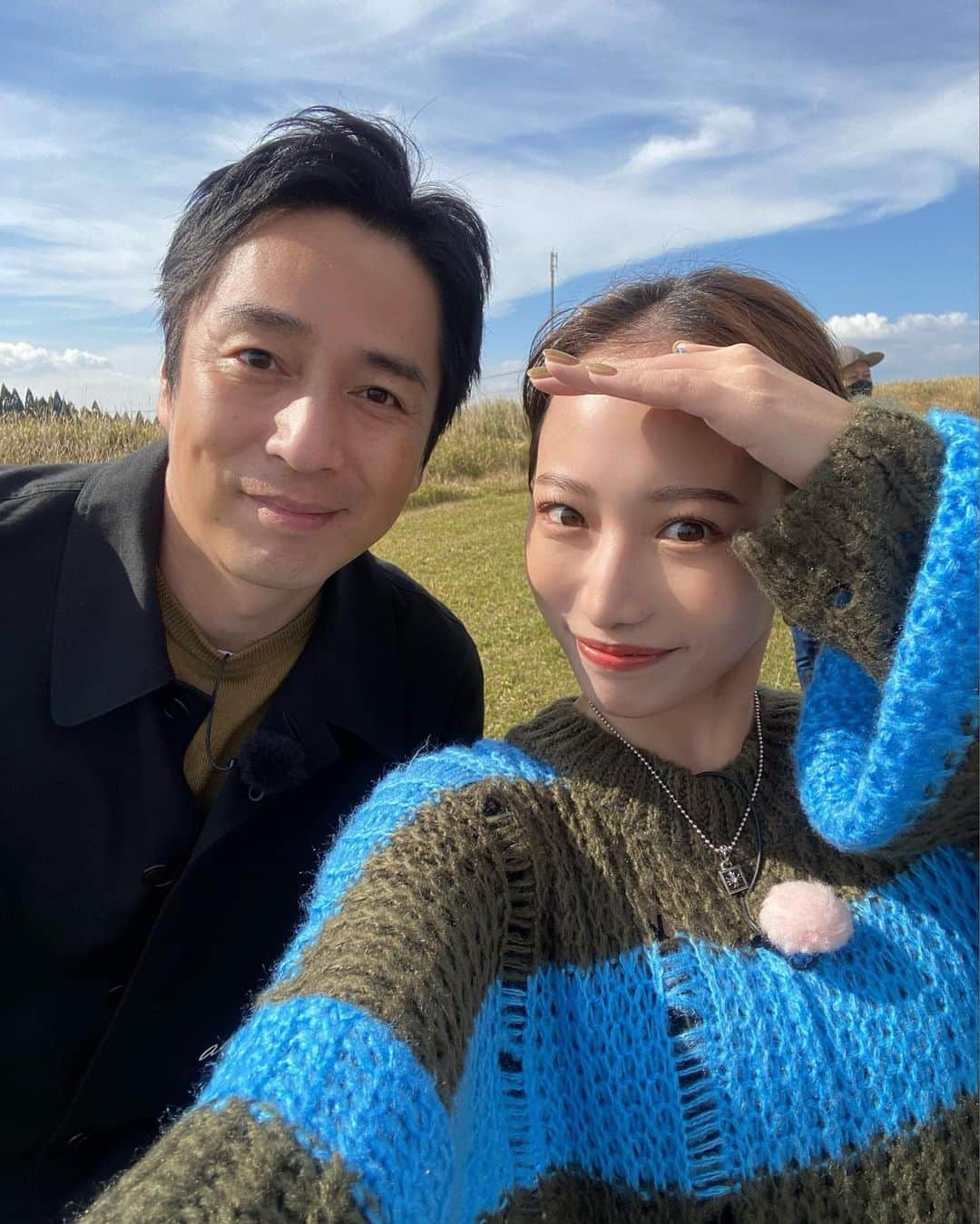 大野莉昂さんのインスタグラム写真 - (大野莉昂Instagram)「今年も特番あります📺❕❕ 『 リコとカズと、カリスマさん 』 初日ロケのゲスト1人目は、、、 大好きな徳井さん😍💕💕💕 2年ぶりにお会いできて嬉しすぎ楽しすぎな撮影だった🛵 12/14（水）20:00〜放送です！ぜひみてください🫶  #rkk #熊本放送 #年末特番 #テレビ放送 #キムカズ さん #チュートリアル #徳井さん」12月3日 20時35分 - bbbbrikopanda