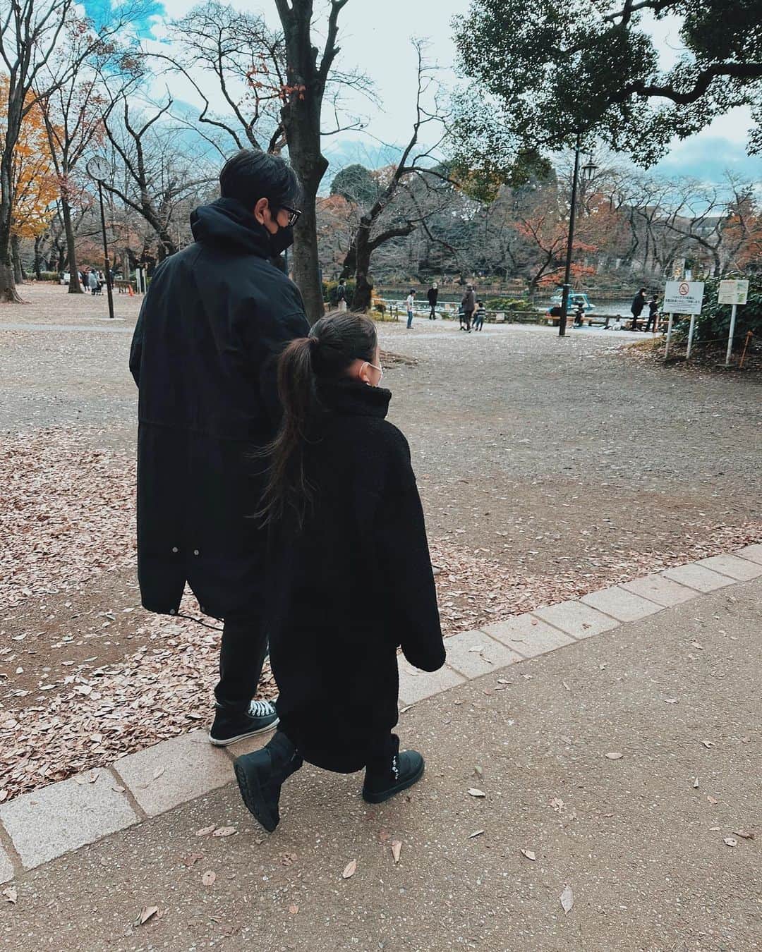 EMIのインスタグラム：「⭐︎ 今日も真っ黒だったぜぃ😂」