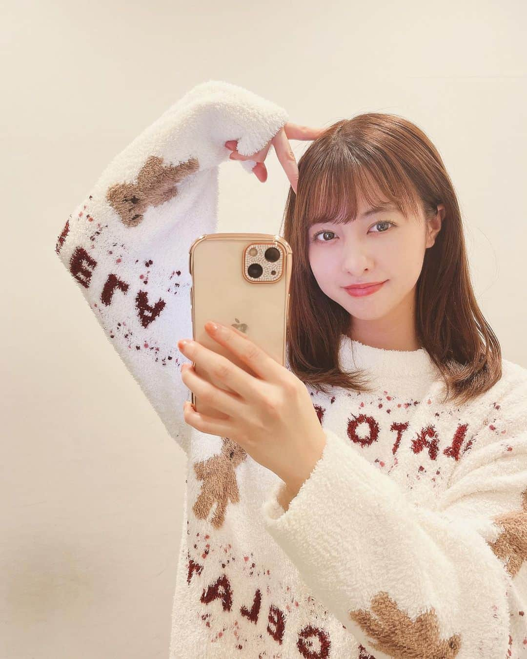 羽島みきのインスタグラム：「逆に襲ってやる🧸♡なんてね、  #ジェラピケ」