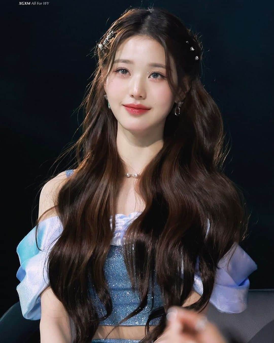のインスタグラム：「still can’t get over this wy😳 #IVE #JANGWONYOUNG #WONYOUNG #아이브 #장원영 #원영」