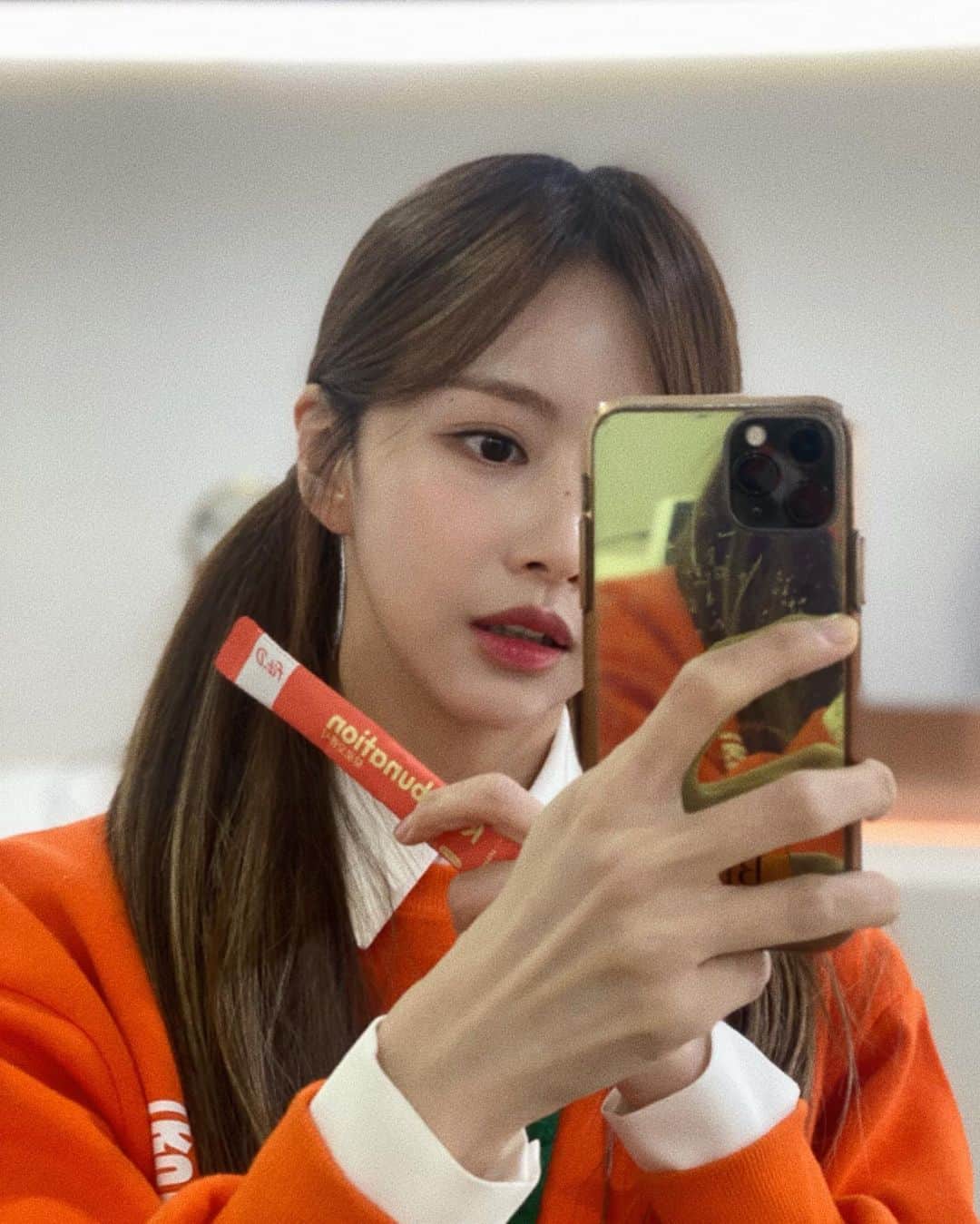 ハン・ボルムのインスタグラム：「#압꾸정 오늘도 고생해써여 😖」