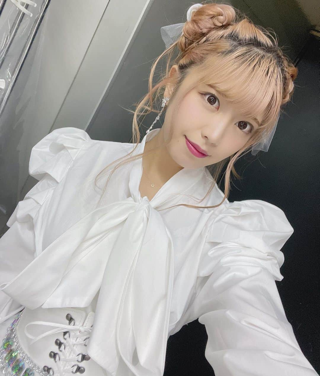 EON（梶野恵園）さんのインスタグラム写真 - (EON（梶野恵園）Instagram)「⁡ ⁡ 明日もアイドルできるって🥳🥳🥳 ⁡ ⁡ 名残惜しすぎる〜〜 埼玉楽しむぞ🔥🔥❤️‍🔥❤️‍🔥❤️‍🔥」12月4日 23時30分 - ssfweon