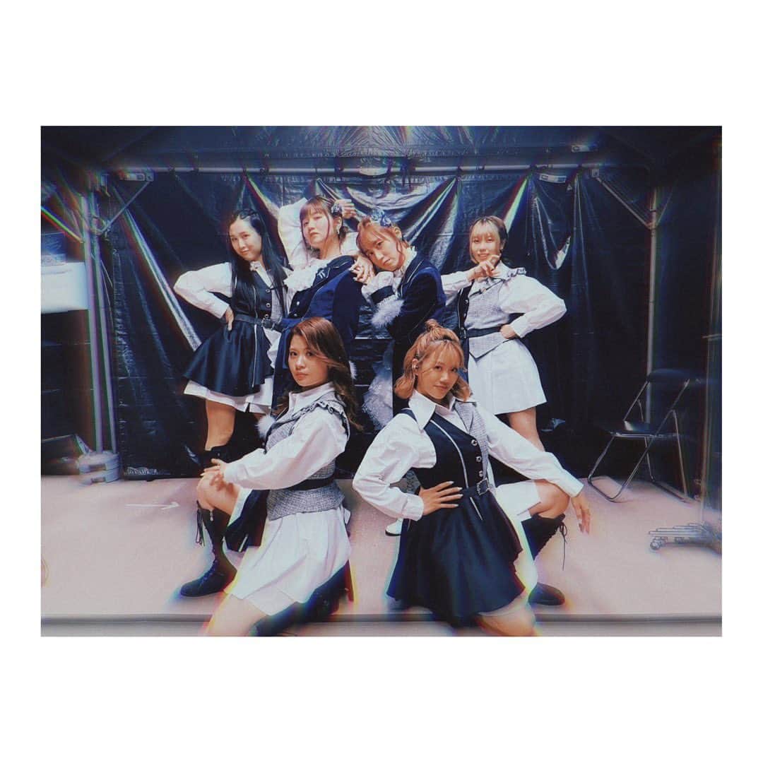 のぐちゆりさんのインスタグラム写真 - (のぐちゆりInstagram)「#cgコンステ Fav+rica「ダンシング・デッド」🧟‍♀️②  この曲はなんといっても…！チームFav+ricaダンサーズのみなさんをなくしては語れません……！😭😭✨ 全員で合わせて踊る時間も本当に限られてて、というか足りなくて😭急遽追加で集まれる日を決めて一緒に練習をしてくださいました🥺 ダンサーさんと絡む振付や決めポーズも、どうやったらカッコ良く決まるか相談にのってくださったり…🥺✨✨ りょうちゃん、るかぴ、みなみちゃん、うさぴ☺️一緒にステージに立てて本当に嬉しかったです！！！ ありがとうございました🧟‍♀️♡  #cgコンステ_day2  #及川雫 #諸星きらり #佐藤心」12月4日 15時34分 - chan_yuyu_ri