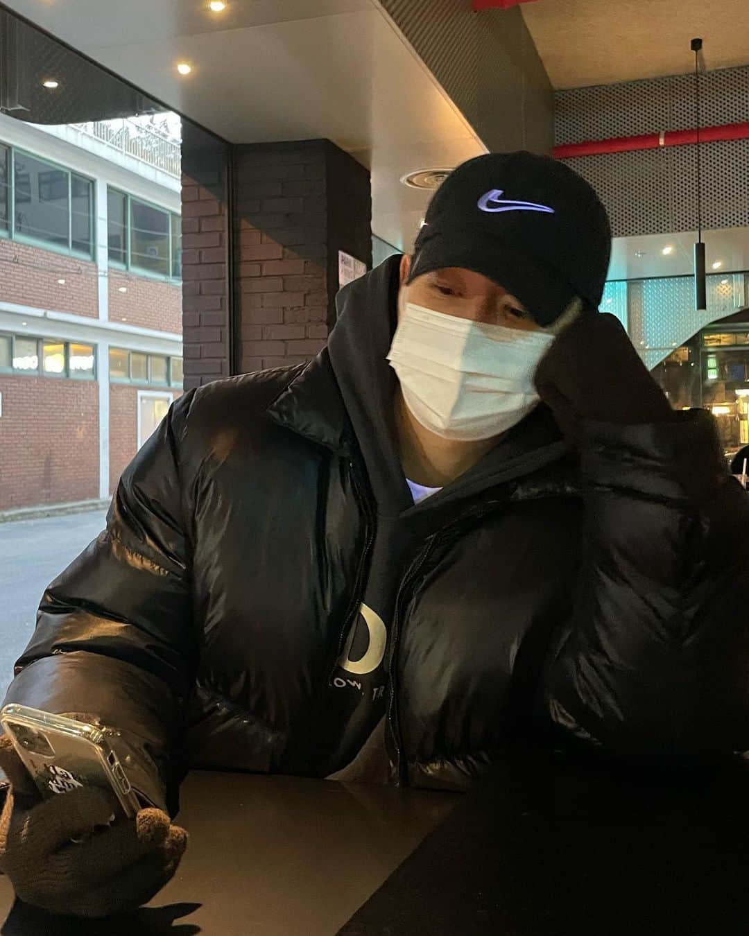 ビボム のインスタグラム：「🥶🥶🥶」