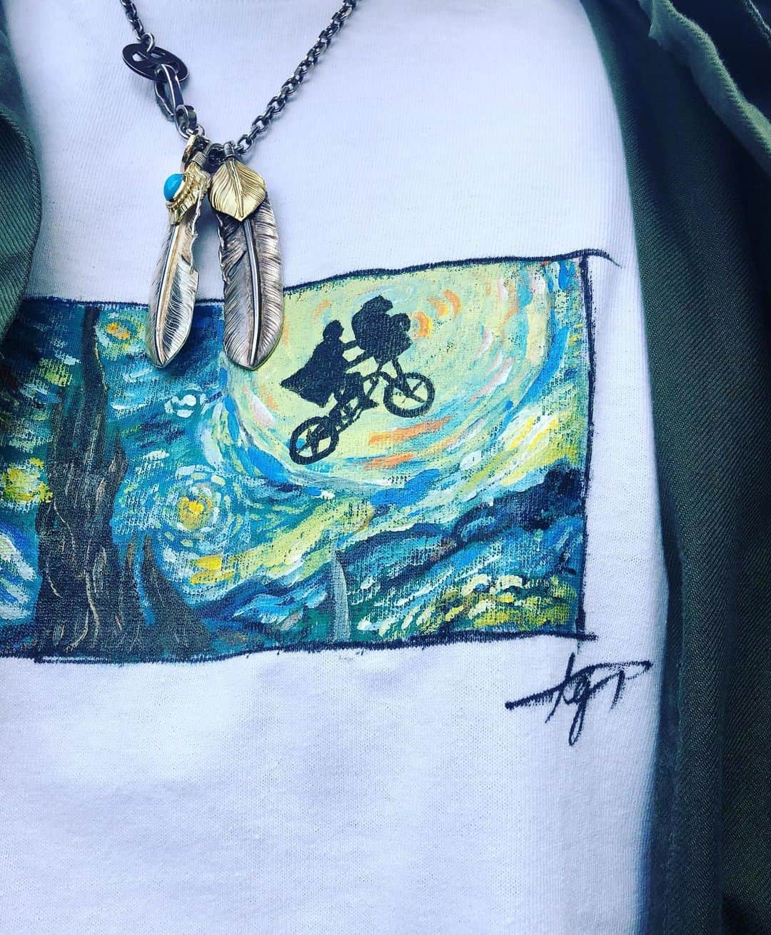 伊藤準規さんのインスタグラム写真 - (伊藤準規Instagram)「⚡︎  １２月４日は 『Ｅ.Ｔ. 』の日🌕🚲 Ｅ.Ｔ.シャツでテンション上げてお出かけ✨ ジャンゴも最高⛓🔥  @taguchisatoru_  @jbvoice @ume_______s  @shinya517052  ありがとうございました✨  #et #stevenspielberg  #djangounchained #quentintarantino  #leonardodicaprio  #challenger #challengerbrigade  #goros #ゴローズ #原宿」12月4日 17時36分 - junki_itoh