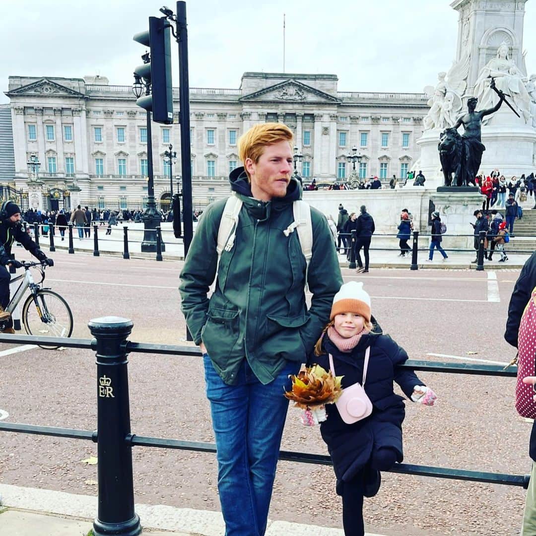 のインスタグラム：「London baby!❤️😃」