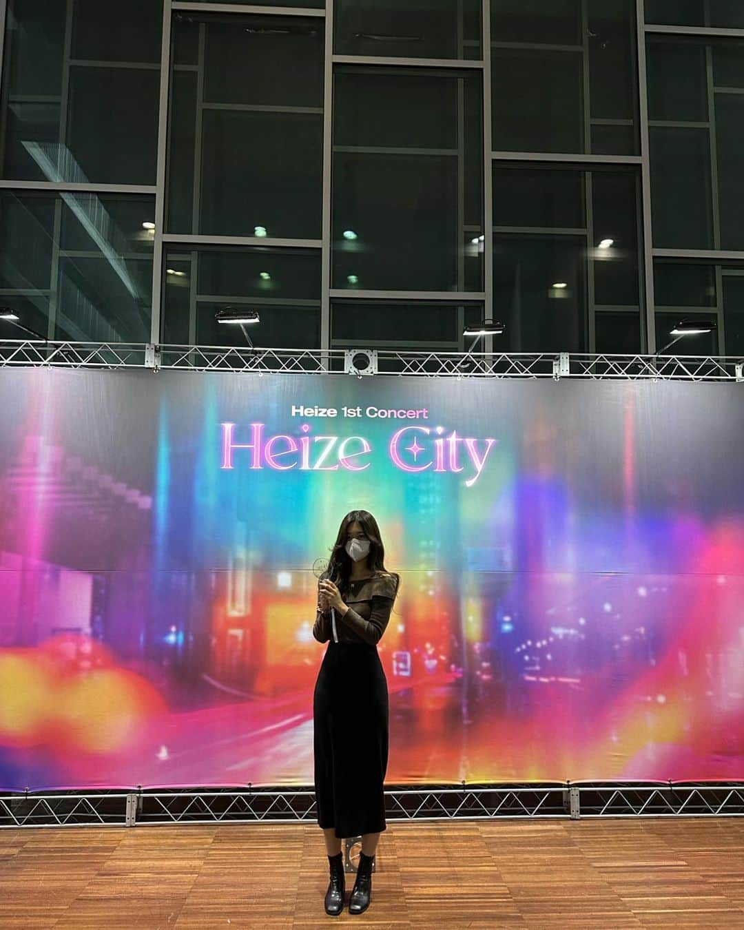 カン・ダンビさんのインスタグラム写真 - (カン・ダンビInstagram)「언니 사랑해여,,💜 @heizeheize  9년만에 첫콘서트 첫날 입장완료🌃🫶🏻」12月4日 18時13分 - kangdan_b