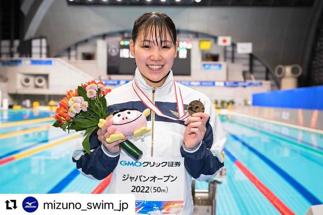 白井璃緒さんのインスタグラム写真 - (白井璃緒Instagram)「JAPAN OPEN終わりました！ 忙しい日に2冠できた事が嬉しいし、何より1バックで59秒台で泳げた事が本当に嬉しいです😭🌟  これから世界短水路もあるのでこの勢いを止めずに頑張っていきたいです！  応援ありがとうございました☺️ #japanopen2022  #mizuno #mizunoswimteam」12月4日 19時15分 - rio_shirai