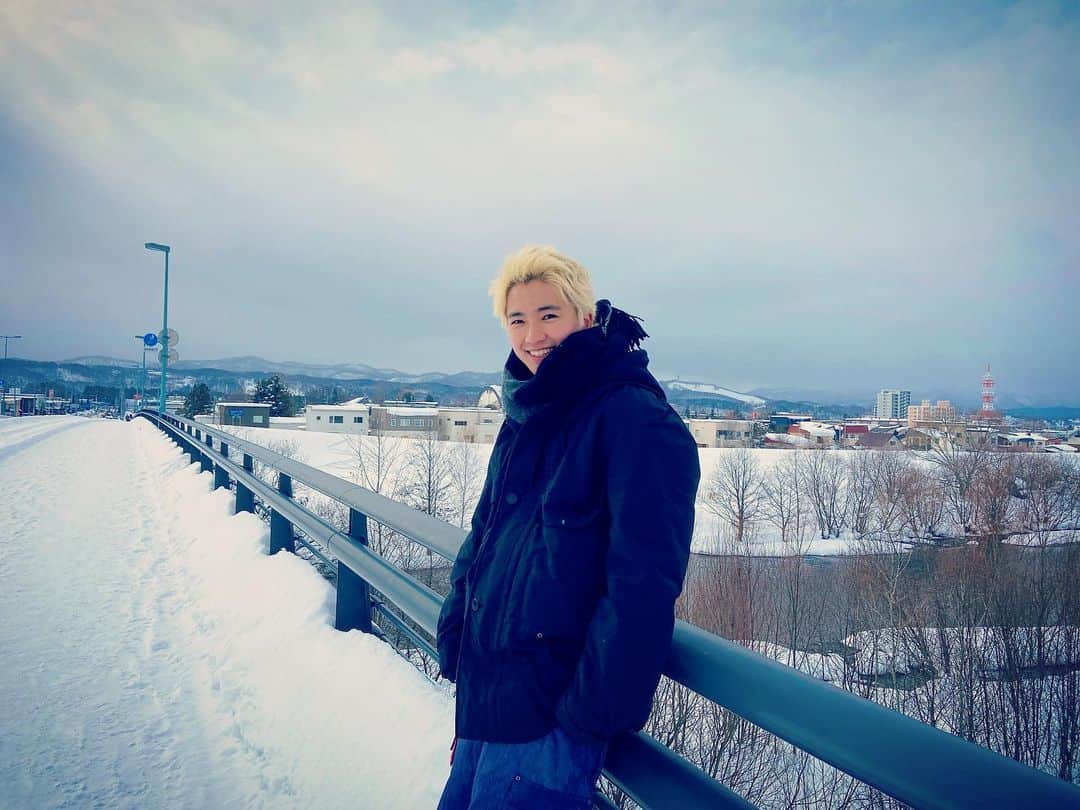 木戸大聖さんのインスタグラム写真 - (木戸大聖Instagram)「冬景色広がる北海道。❄️ また行きたいな〜✈︎✨ . #blond #hokkaido」12月4日 19時28分 - taisei_kido_