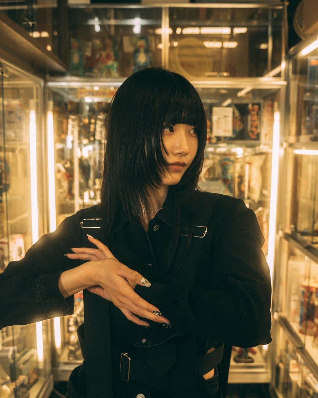 のインスタグラム：「📷 @marimekkxxo  ⁡ ⁡ ⁡ ⁡ ⁡ ⁡ ⁡ ⁡ ⁡ ⁡ ⁡ ⁡ ⁡ ⁡ #idol #idolater #instagood #picture #followme  #picoftheday #黒髪ロング #Japanesegirl #japan #tokyofashion #오오티디 #패션스타그램 #옷스타그램」