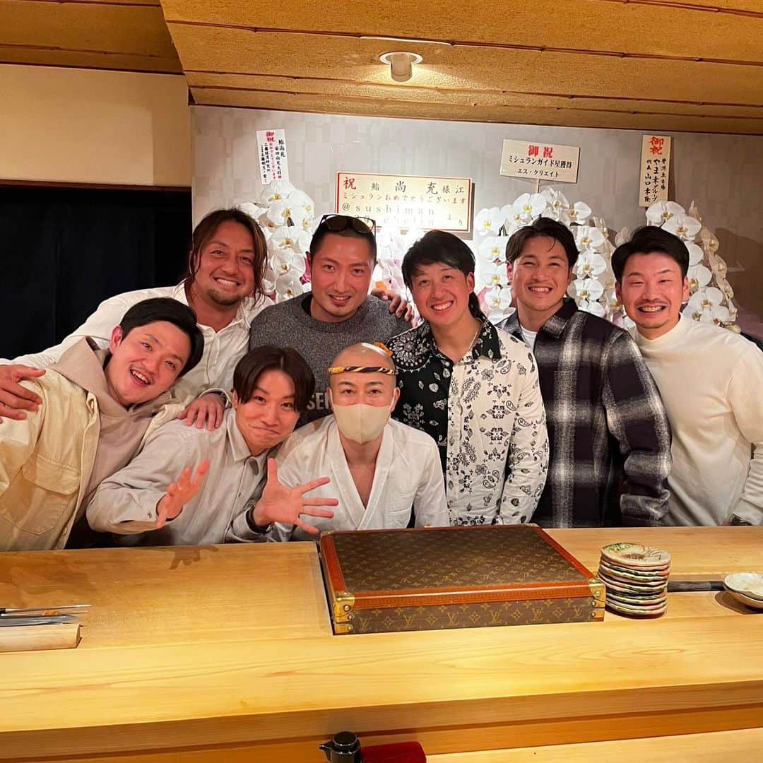 澤村拓一のインスタグラム：「日本へ帰ってきて初めてのお鮨😮‍💨」