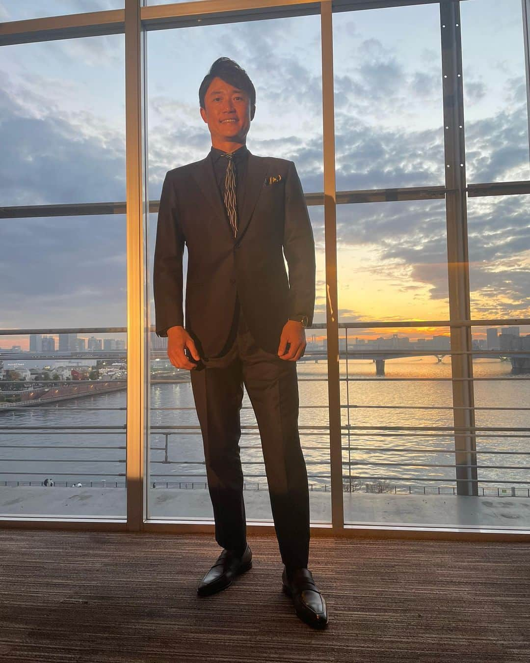 新井良太さんのインスタグラム写真 - (新井良太Instagram)「本日はトークショーにお越しくださり ありがとうございました。 3年振りに皆さんにお会いし とても楽しい時間を過ごす事が出来ました‼︎」12月4日 21時26分 - ryota.arai_official