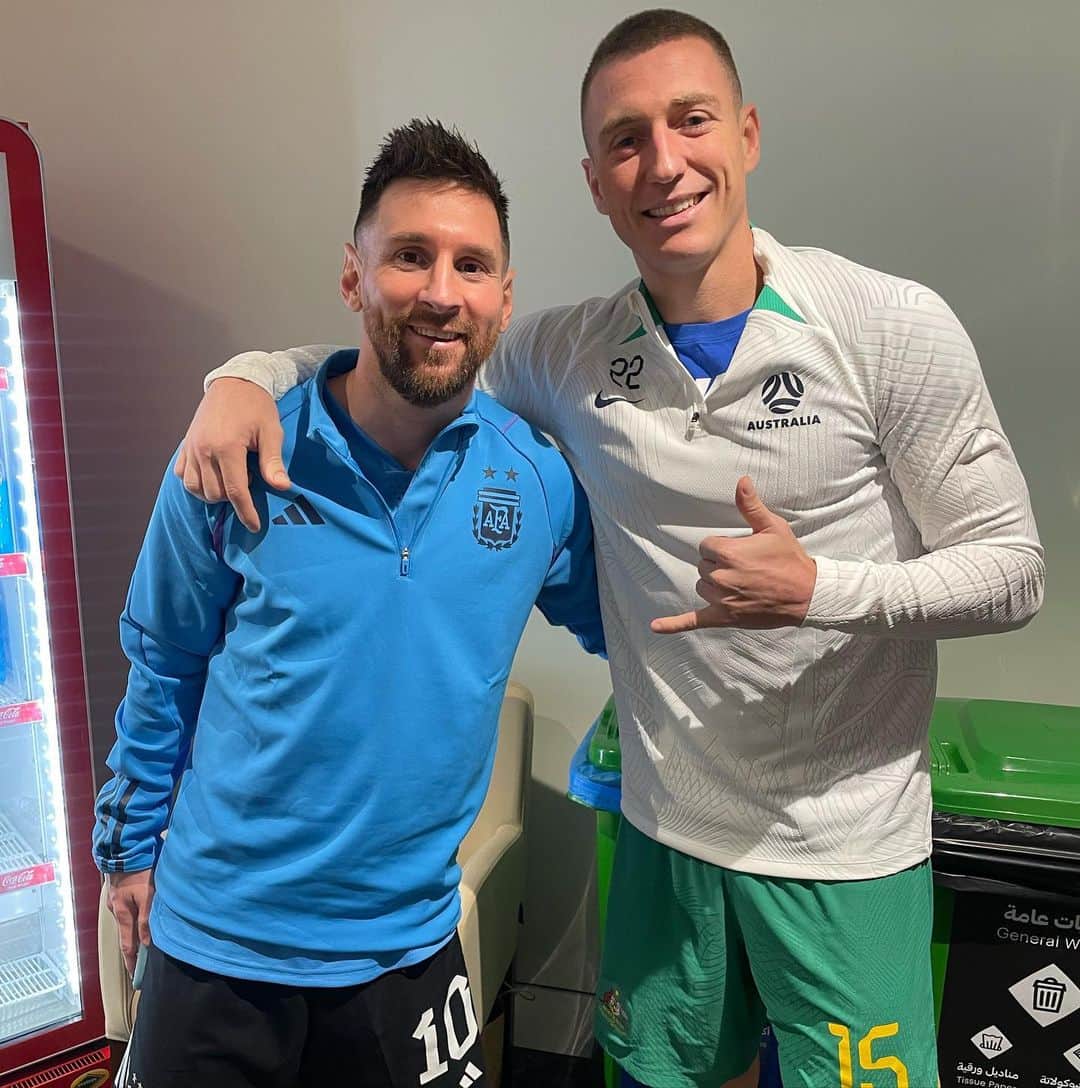 ミッチェル・デュークのインスタグラム：「World Cup highlight moments! Special to experience this with family ❤️」