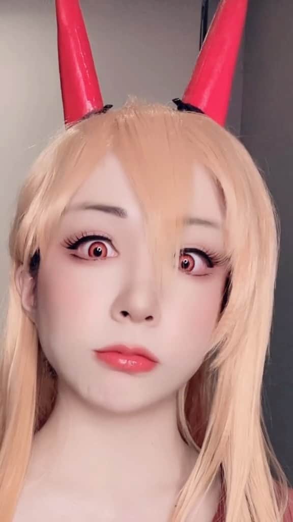 千尋のインスタグラム：「Prprpr   #鏈鋸人 #ChainsawMan #帕瓦 #power #powercosplay  #chainsawmancosplay」