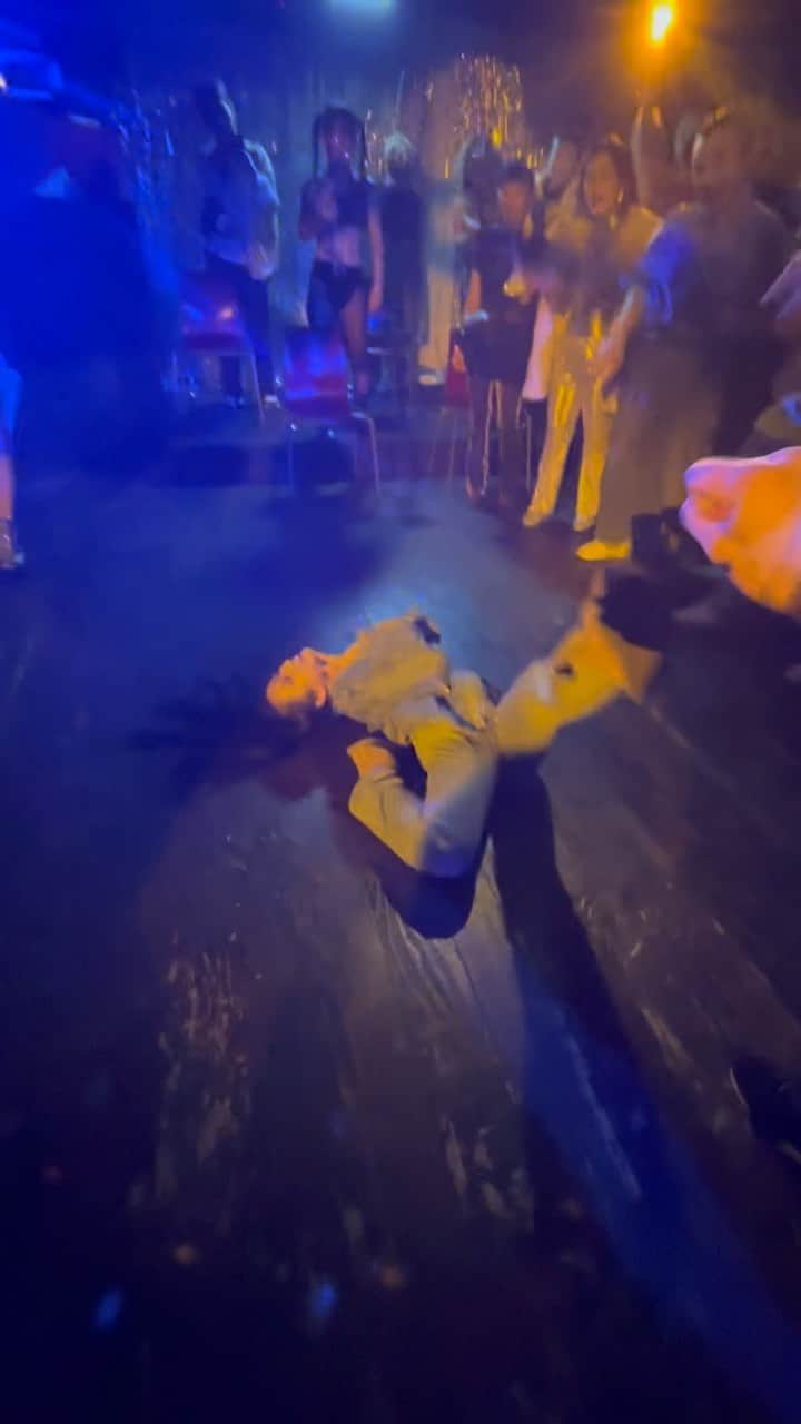 Ayanaのインスタグラム：「_ 2022/11/26  My Birthday LSS💎🤣  🎥 by my sis @no7_k 💋 🎤 @showtime_showta  #vogue#voguing#voguer#ballroom #voguefemme#voguefem#itsshowtimeball #LSS#japan#japanesegirl#houseoforicci #houseoforiccijapan#ayanaoricci」