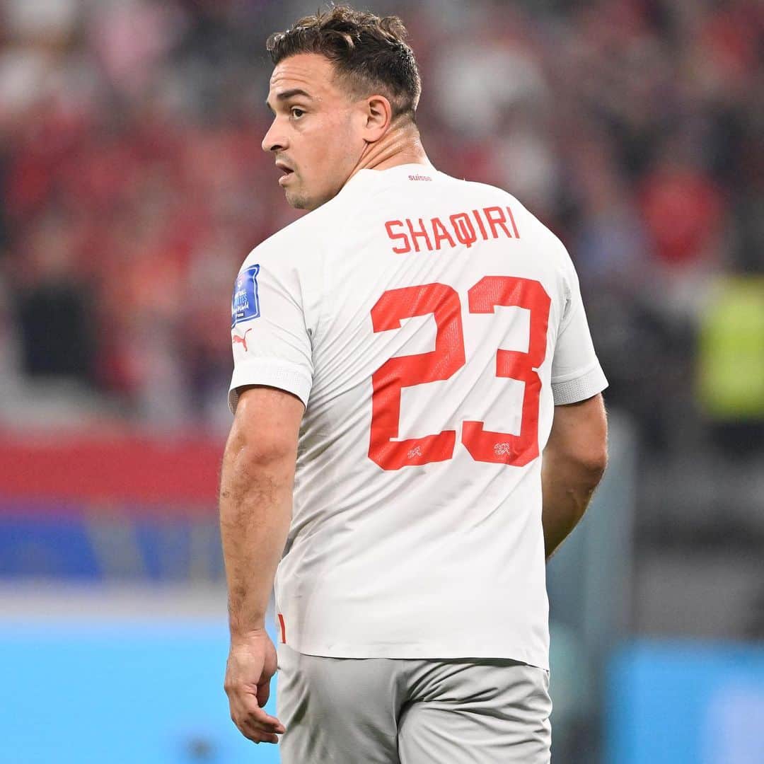 ジェルダン・シャチリのインスタグラム：「🇨🇭💪🏼 ⚽️❤️ #XS23 #HoppSchwiiz #forzasvizzera #allezlasuisse」