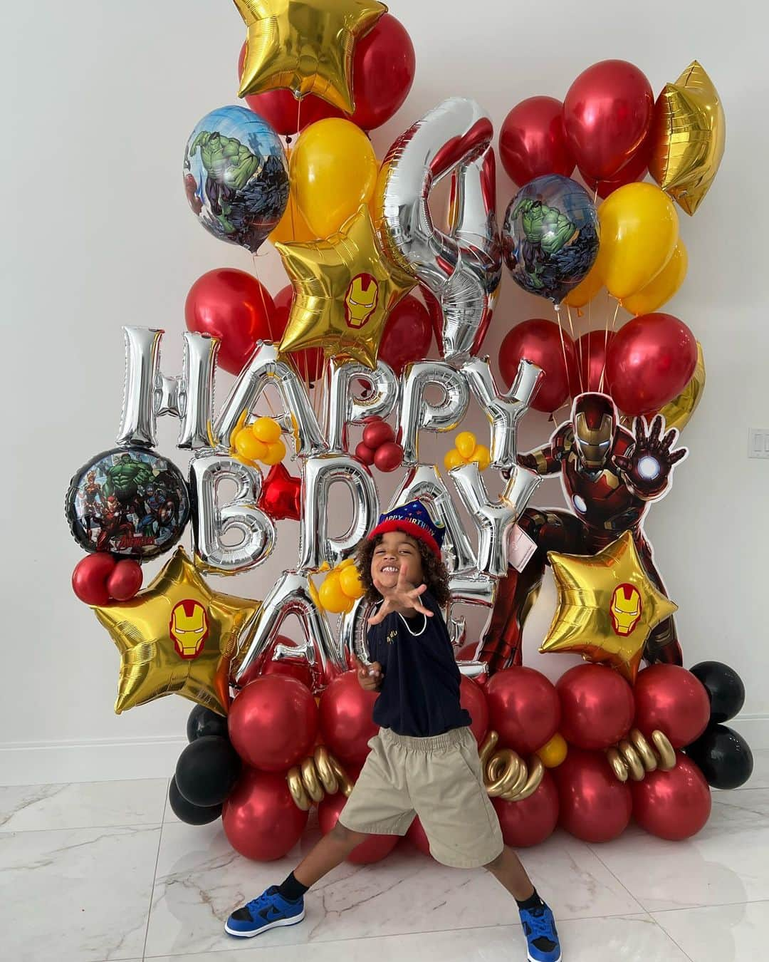 ジョン・ウォールのインスタグラム：「To my favorite IRON MAN Ace, who turned 4 today, I love you 3000‼️  HAPPY BIRTHDAY 🎉🎂   #AceTurns4」