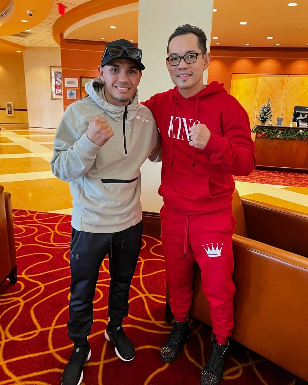 Noito Donaireのインスタグラム：「First off Congratulations to @galloestradaoficial for his win on Saturday night. To @chocolatito87 had an amazing fight and showed great heart. This trilogy is the heart of boxing fans worldwide and is historic!   I was at the fight bc we had talks in Hermosillo, Japan, and WBC convention. @fernandobeltranrendon @zanferboxing invited me into the ring and even tried to get Matchroom security to back off but they took me out.   I like challenging fighters face to face not on Twitter, but apparently yall want me to do it this way. So if Estrada wants to fight me, I'm right here. No shade thrown just always going for the best in the division. It'd be epic.   Lastly, if yall Matchroom security guys EVER want to put hands on someone, put hands on ME. Yall had every opportunity to escort me out if you wanted to push the crowd of fans I was taking pics with, but instead you knee check my wife on the stairs when she clearly had nowhere to go  Yall could have easily HELPED me move the crowd instead of causing more disruption and chaos. Sometimes using your brain is better than using brute.  IJS」