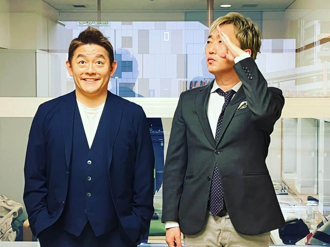 小沢一敬さんのインスタグラム写真 - (小沢一敬Instagram)「漫才特番で最近作った新ネタやれた」12月6日 10時37分 - ozawakazuhiro