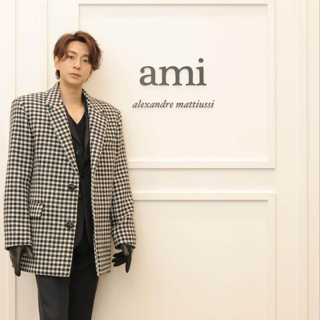 三浦翔平のインスタグラム：「@amiparis   全国のアミ パリスにFW22新作が登場!! 渋谷パルコ1Fでは、12月25日までポップアップイベント開催中！ 限定アイテムあります！！  #AmiParis #アミパリス #AmiFW22 #ShibuyaParcoPopUp」