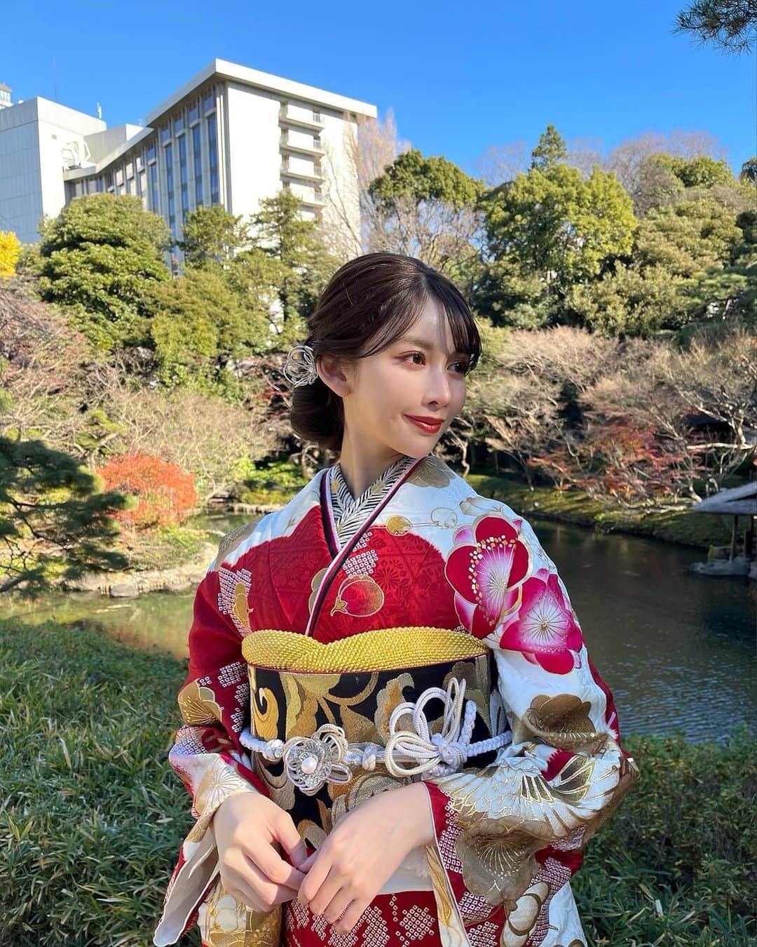 のインスタグラム：「本日、各紙面に掲載して頂いてます🌸  一蔵様に衣装のご協力を頂きました😌 ありがとうございます☺︎＊  #一蔵 #振袖の一蔵 #振袖」