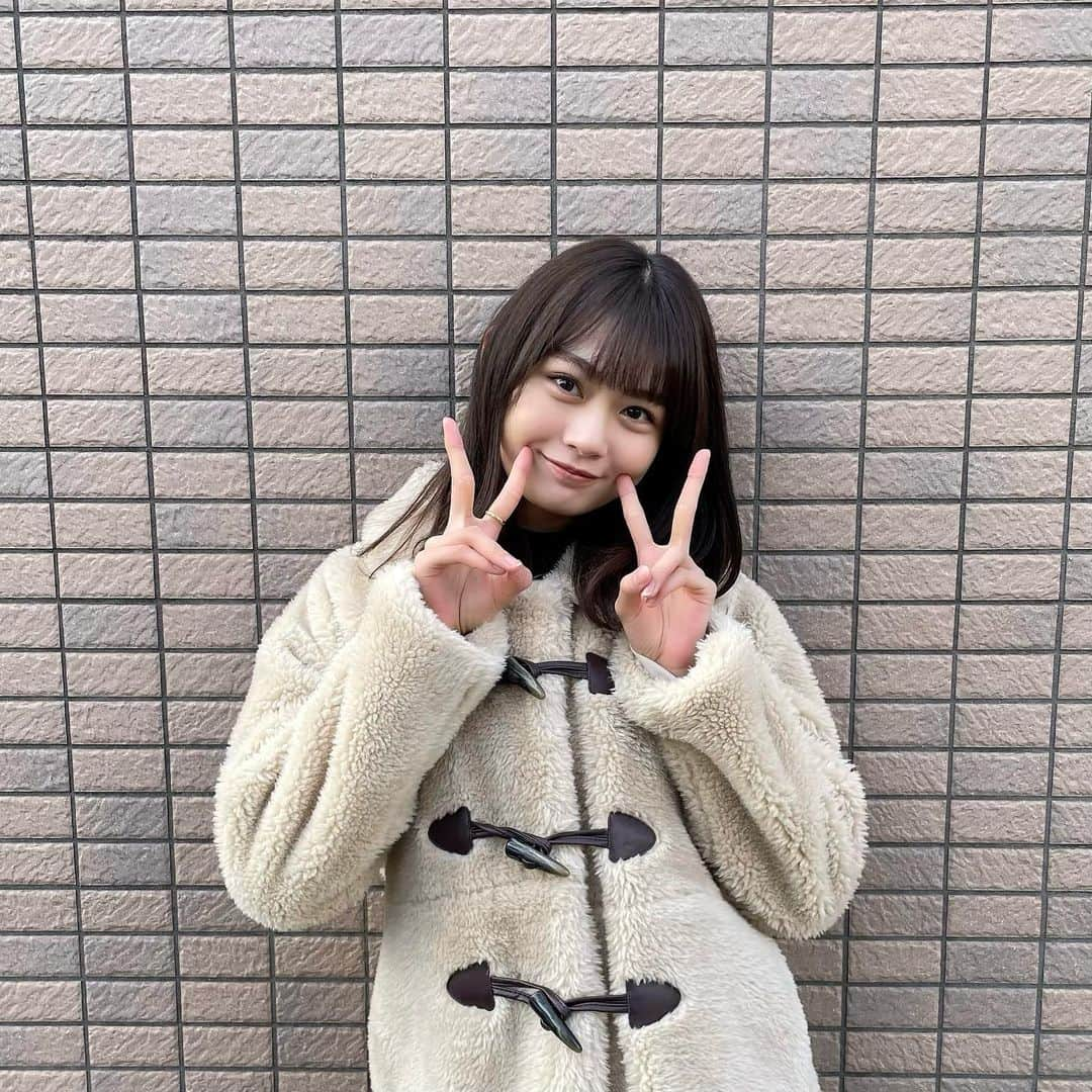 安村真奈さんのインスタグラム写真 - (安村真奈Instagram)「今年もたくさんの人に出会って、楽しい思い出がたくさんできた一年でした！ 毎年楽しいを更新することができて幸せです！  皆さんはどんな一年でしたか？  2022年もありがとうございました！ また来年お会いしましょう💐  #安村真奈 #🐯」12月31日 17時46分 - yasumura_mana