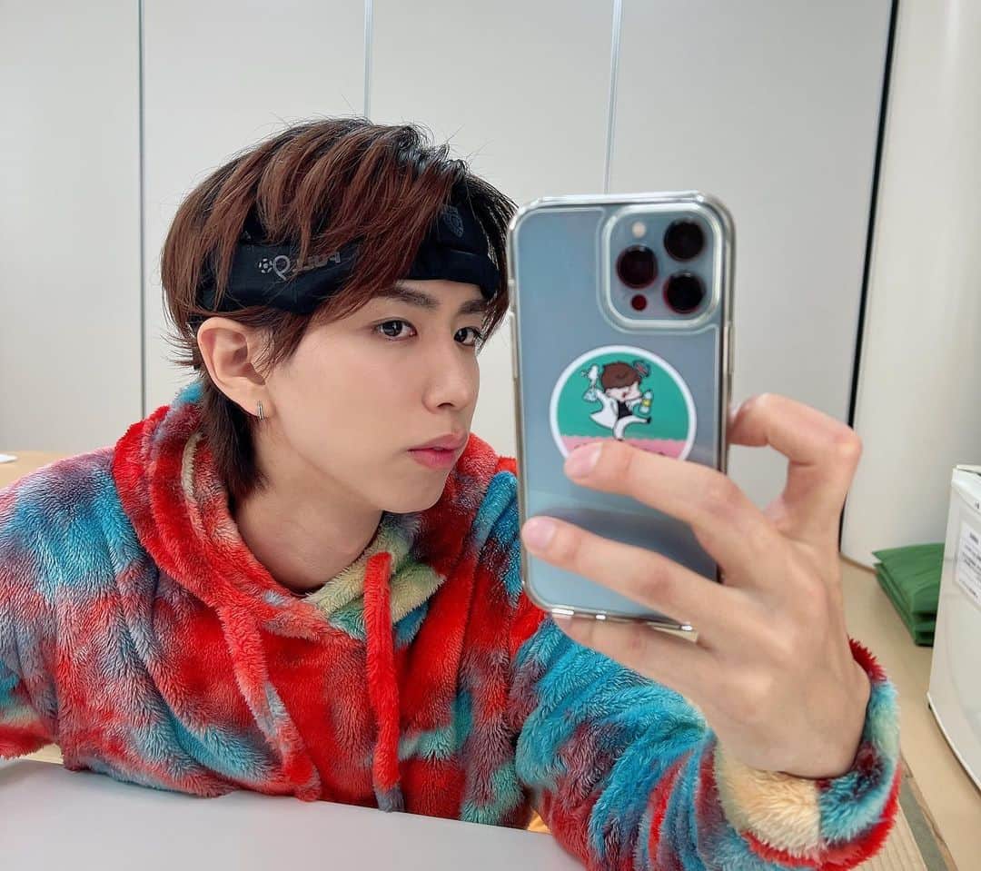 はじめしゃちょーのインスタグラム：「逃走中！出てます！！！ 逃げるぞー！！！！観てね🏃  #逃走中」