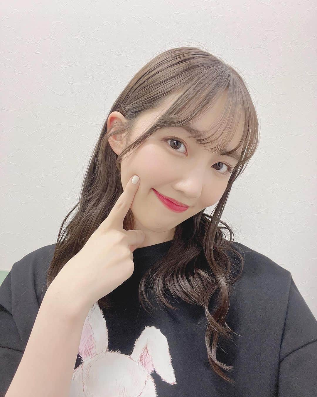 川平朱莉のインスタグラム：「2022年ありがとうございました！🫶🏻  この1年間何もしてないな〜と思ってたけど振り返ったら色々ありましたネ🥹  来年もよろしくお願いします！🐰」