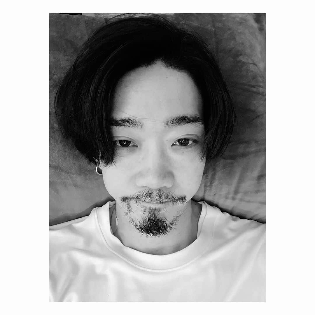 二見悠のインスタグラム：「良いお年を。」