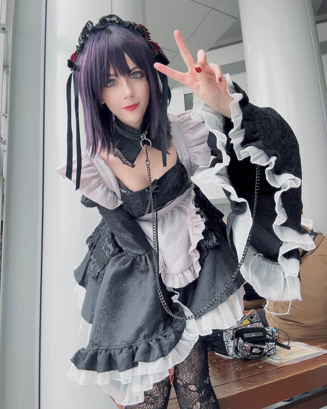 Hirari Ann（ヒラリー アン）のインスタグラム：「Thanks for comiket! It was fun! What do you think of my dress up darling cosplay? 💕😅  Today I reunited with my cameraman @yoshiro.hori !  One of my favorite people 🙏💕 first time in over 2 years!🥲 we laughed so much!」