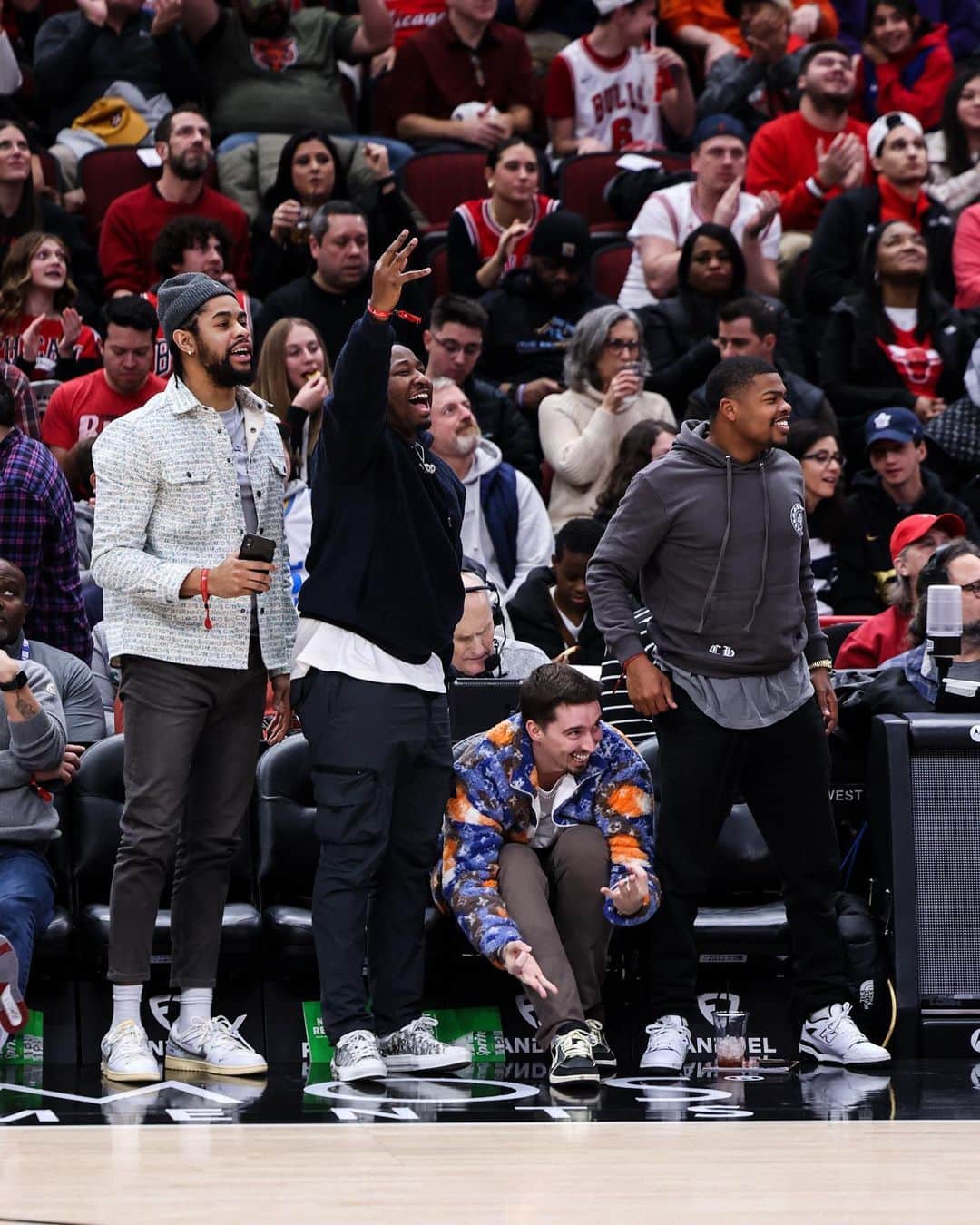 ブレイク・スネルのインスタグラム：「43 of them thangs!!! #doubleteamhimcoach」