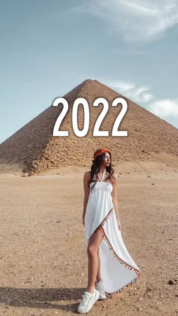 のインスタグラム：「2022年最終日 今年は色んな場所に行けて、色んな人に出会えて 楽しい事も悲しい事もたくさんあったけど とても色々勉強になった1年でした♪  辛かった思いは経験にして 来年はもっと頑張ろう♪  皆のおかげで頑張ってこれた！いつもありがとう😊」