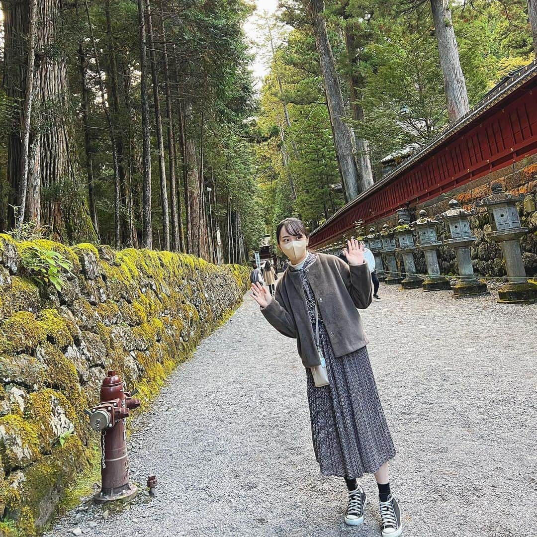 小川千尋さんのインスタグラム写真 - (小川千尋Instagram)「紅葉みて御朱印もらった 仙台栃木旅 めんこい従兄弟がたくさん写真撮ってくれたヨ  #紅葉#仙台旅#栃木旅#日光東照宮#御朱印」12月31日 14時46分 - oga_chi84