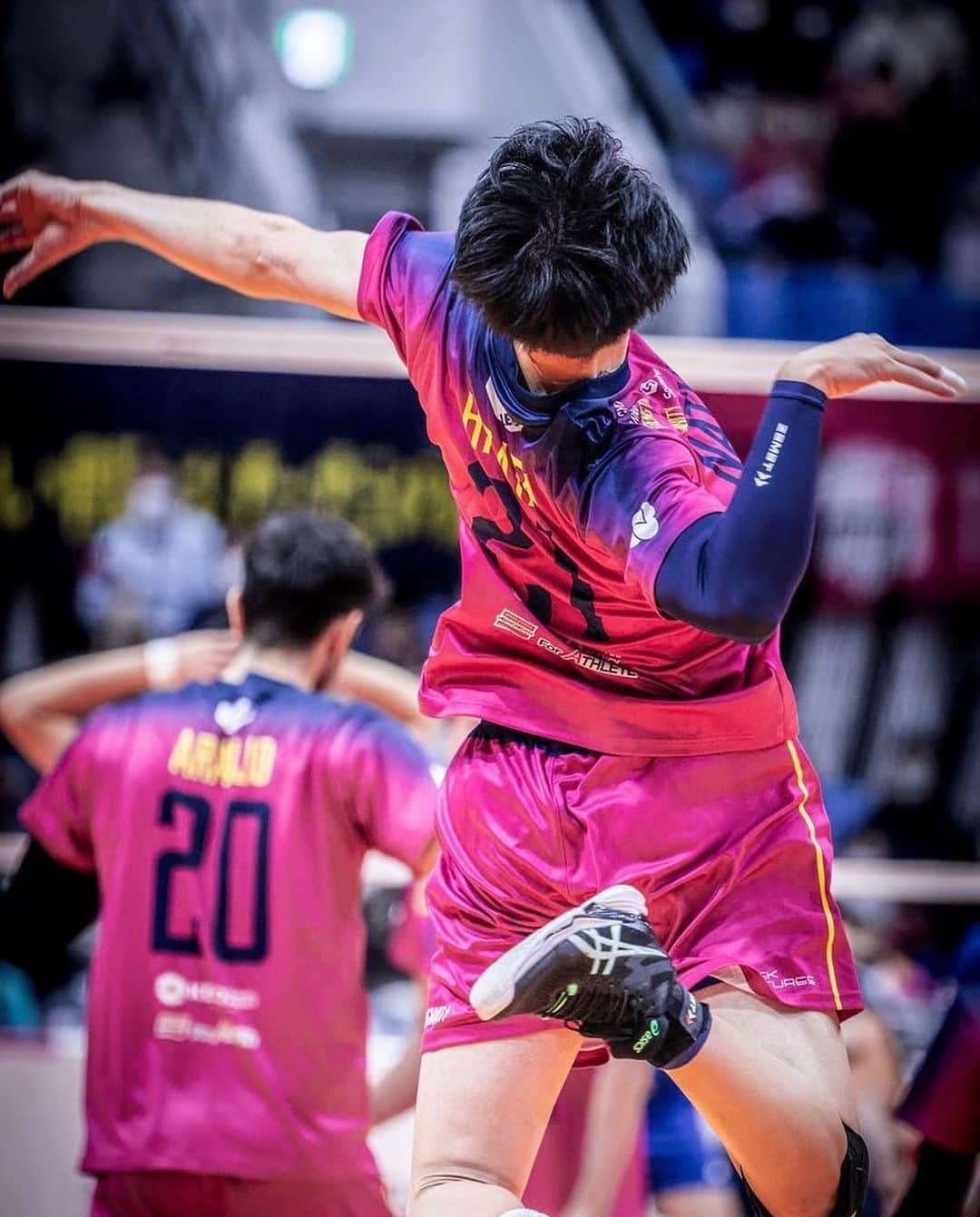 平田亮介のインスタグラム：「2022年もありがとうございました！！  2023年もまだまだ頑張りますので応援よろしくお願いします🤲 それでは良いお年をお迎えください！ #2022 #2023 #良いお年をお迎えください #グレベア #東京グレートベアーズ」