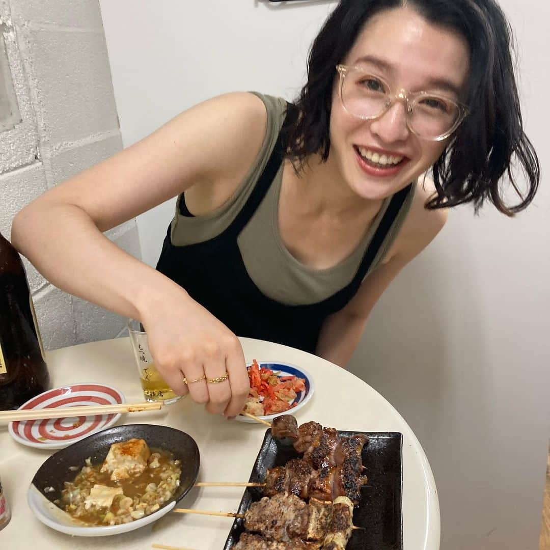 皆本麻帆さんのインスタグラム写真 - (皆本麻帆Instagram)「今年もありがとうございました♡!!!!!  明日にはもう、2023年なのですね...   はやいなぁ  この一年もたっっっくさん ありがとうございました!!!!!  良いお年をお迎えください🧡🐅❤️❤️」12月31日 20時33分 - mmaho0421