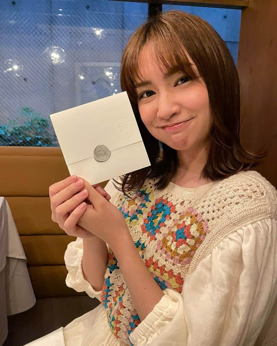 小泉遥さんのインスタグラム写真 - (小泉遥Instagram)「. . 2022年ありがとうございました☺︎ 今年は特に色々環境が変わって激動の1年だったけど 日々充実した毎日を過ごせたし やりたいこともたくさん出来て 改めて周りの方達に感謝の年でした！ また来年もどうぞよろしくお願いします😋🫶  みんな良いお年を！」12月31日 20時45分 - koiharu_official