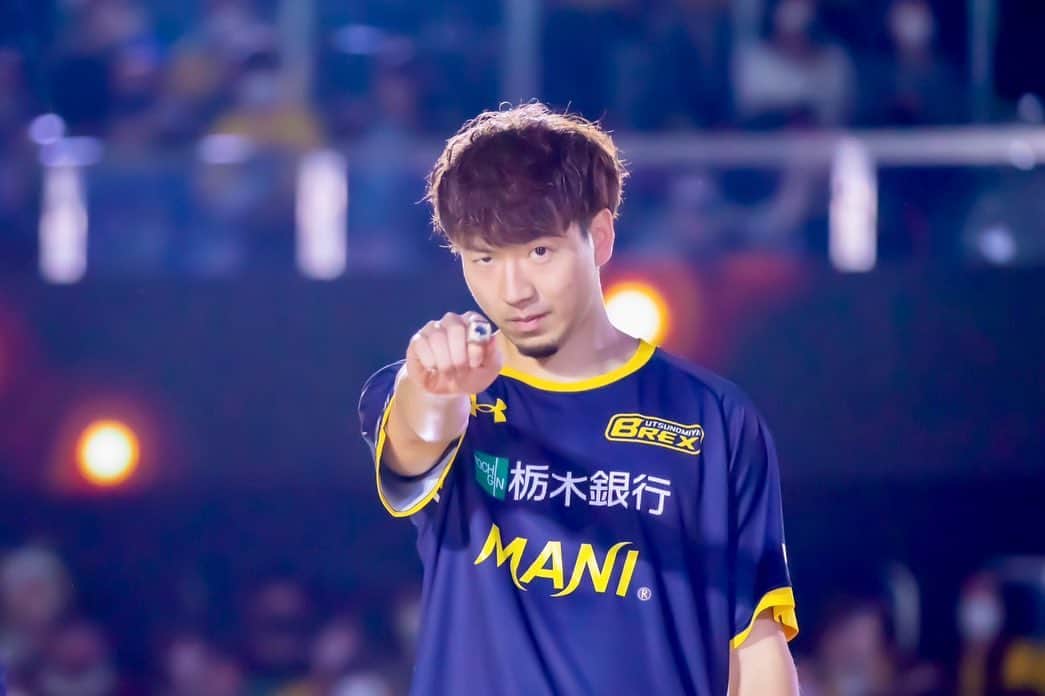比江島慎のインスタグラム：「2022年もたくさんの応援ありがとうございました！ ⁡ また這いあがろう！」