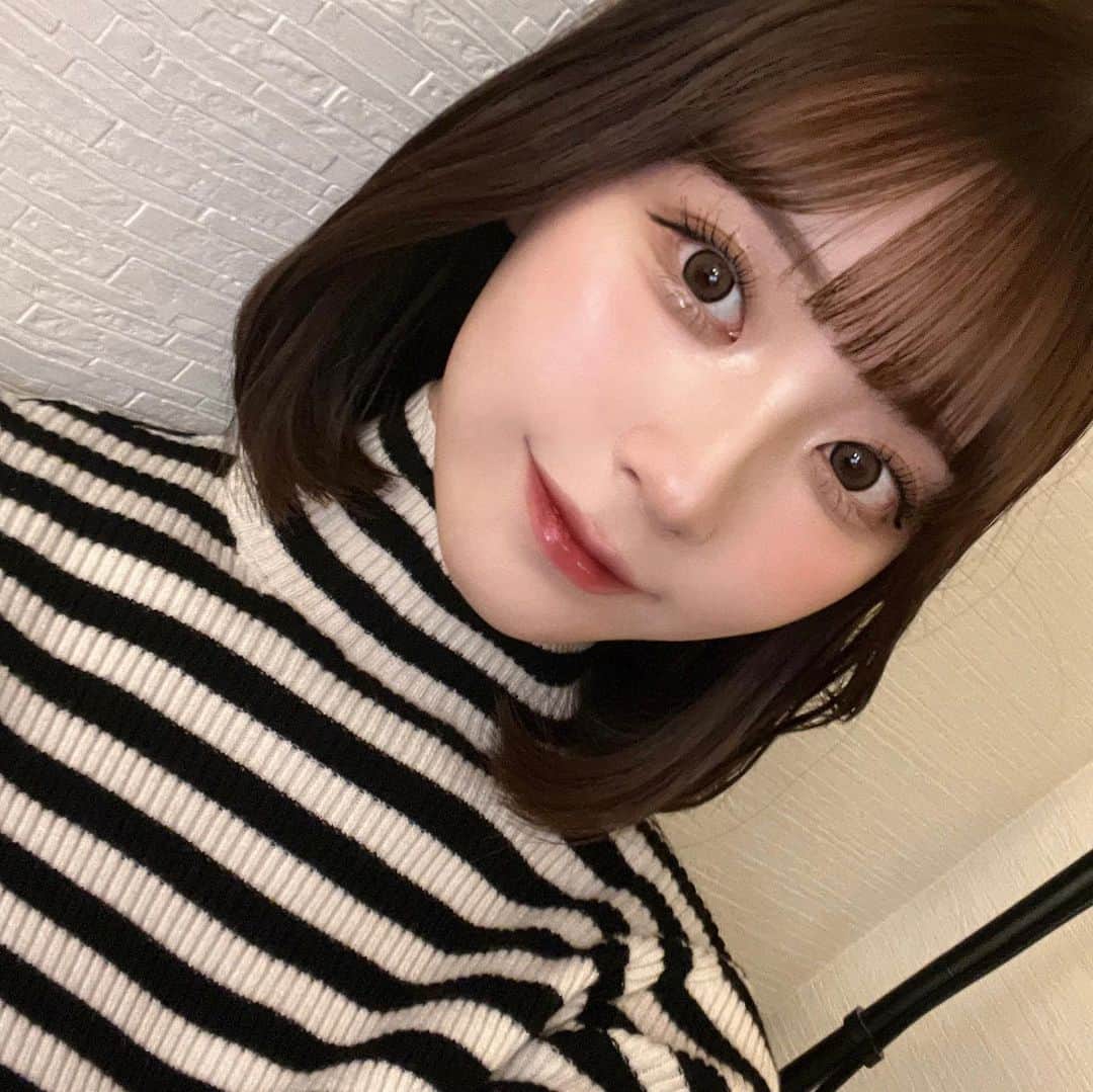 のインスタグラム：「. 今年最後のマツパしてもらったよ~☻  2022年ありがとうございました(>_<)❤︎ みんなのおかげで1万人も達成できてほんとに嬉しいです（ ; ; ）だいすきー！！」