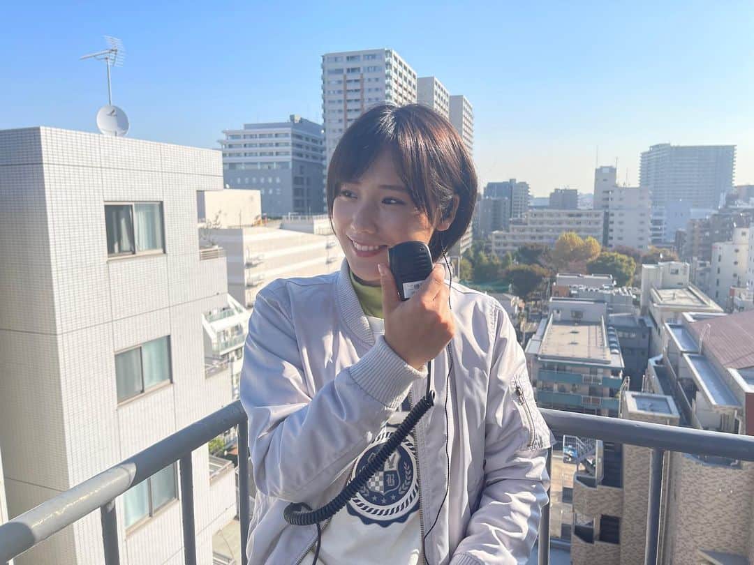 秋山ゆずきのインスタグラム：「. . 2022年、皆様ありがとうございました！  毎日楽しく、元気に、ニコニコ 過ごせた1年でした！！！  皆様はどんな1年でしたか？  いつも支えてくれて、 優しい応援ありがとうございます。  来年も頑張るぞ〜❣️  #2022 #ありがとう」
