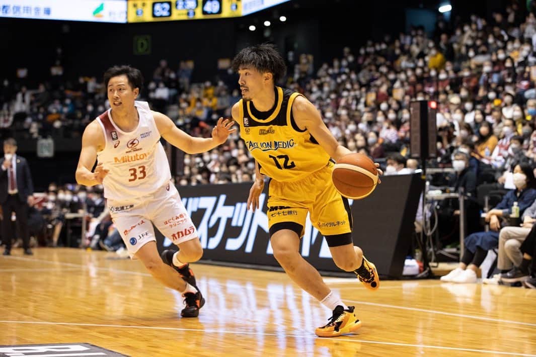 寒竹隼人のインスタグラム：「今年も素晴らしい仲間と応援してくださる皆様のおかげで素晴らしい一年を過ごすことが出来ました。 来年も皆様に沢山の笑顔が溢れますように😊  #仙台89ers」