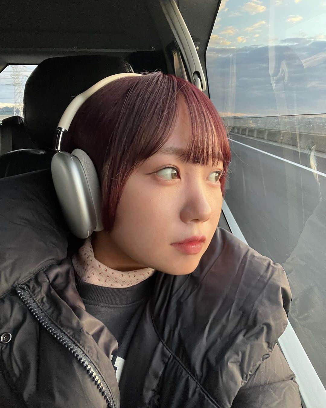 むくのインスタグラム：「今年もありがとうございました💽　　 とってもいい年でした🪷 来年も楽しみだな！良いお年を🗯」