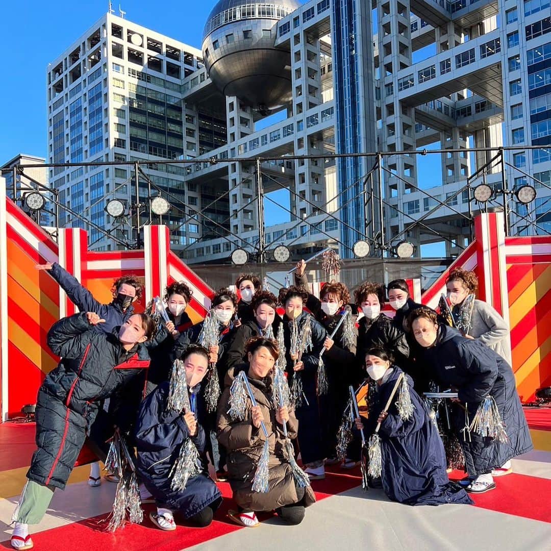 涼瀬みうとのインスタグラム：「逃走中📺 オープニングでのマツケンサンバだったのでもう放送は終わってしまいましたが、逃走中本編は23時45分まで放送中でございます🕶  今年も残り2時間ほど。 2022年もお世話になりました! ありがとうございました🐯  みなさま良いお年をお迎えくださいね🐰 . . #逃走中大みそかsp  #マツケンサンバ  #マツケンハンター」