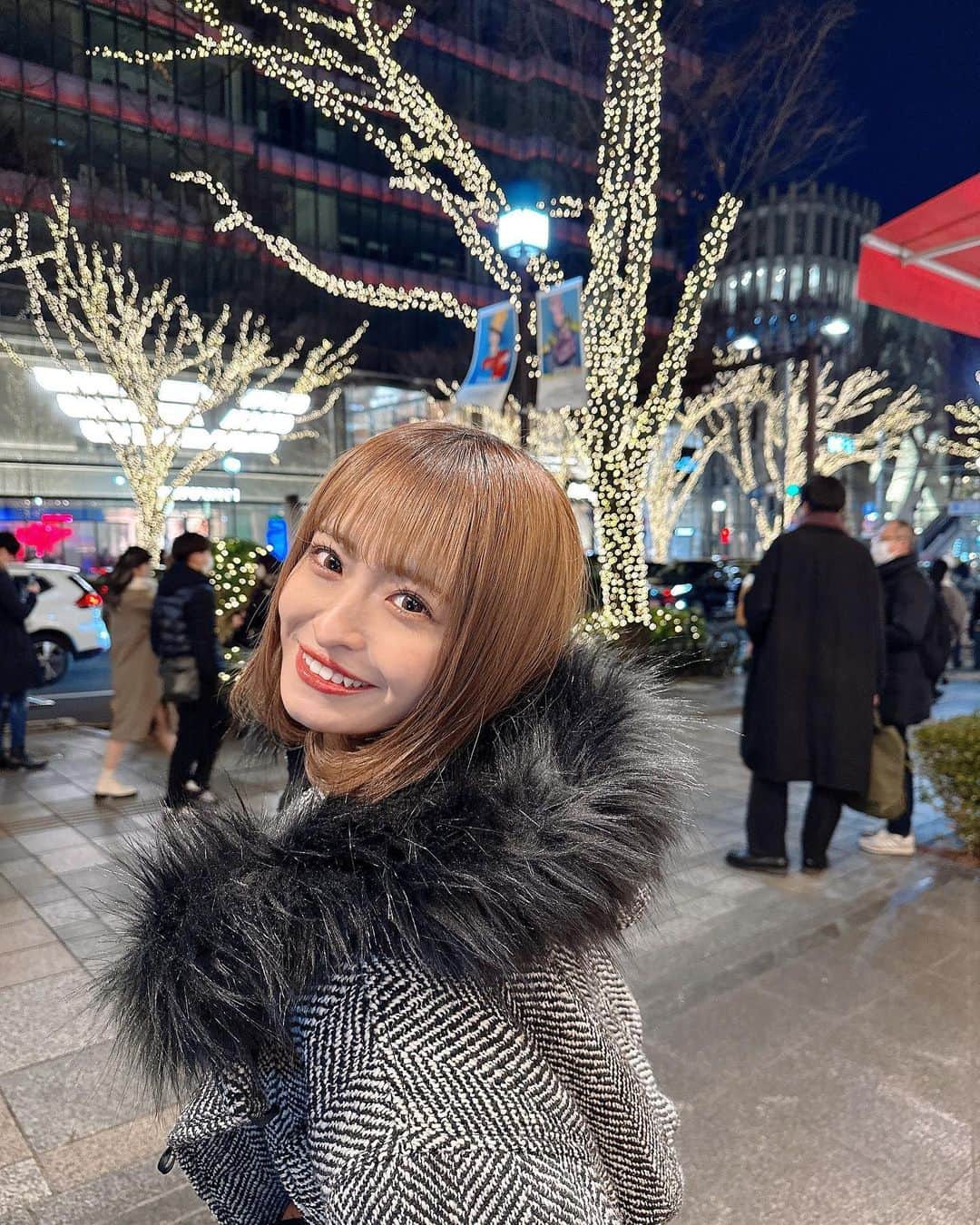 清水里香のインスタグラム：「⁡ 2022年も沢山ありがとうございました💞 ⁡ ⁡ 今年は新しい出会いや新しい事に 挑戦することが多かった年でした ⁡ 誰かみたいにならなくていいんだなって 私は私でいいんだなって思える１年でした🐯 ⁡ 辛いことや嫌なことがあっても これも経験経験！絶対大丈夫！ って笑顔でキラキラメンタルでいたら 嫌なことも全部吹き飛ばせちゃった😚 ⁡ りかてぃーはりかてぃーらしく 駆け抜けれた1年でした💞 ⁡ 2023年も関わる全ての人に りかてぃーすきい！って思ってもらえるように キラキラパワー全開で駆け抜けたいです🔥 ⁡ そしていつも私の味方でいてくれるファンの皆様 家族、友達、、関わってくれた全ての皆様！ 本当にありがとうございました🙇🏻 みんながいるから私がいるんだよ！な！ ⁡ ⁡ 来年もよろしみずりかです🐰💗 ⁡ ⁡ ⁡ #2022 #寅年 #年女でした #🐯」