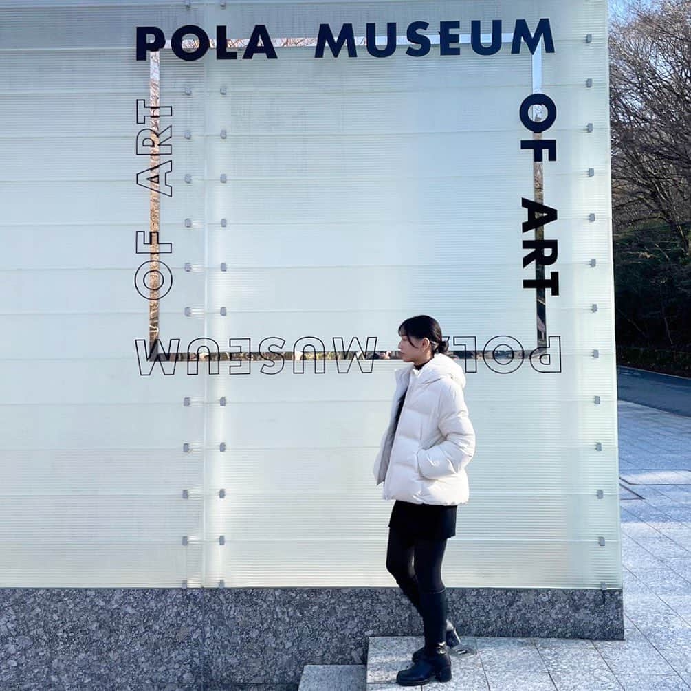 佐藤華純のインスタグラム：「. . 【 #箱根 】  今年最後の旅行で箱根へ♨️  ポーラ美術館がめちゃ印象的で楽しかったよん  来年23年は海外も行きたいな〜✈️🤍  #箱根旅行  #pola美術館 #ポーラ美術館」