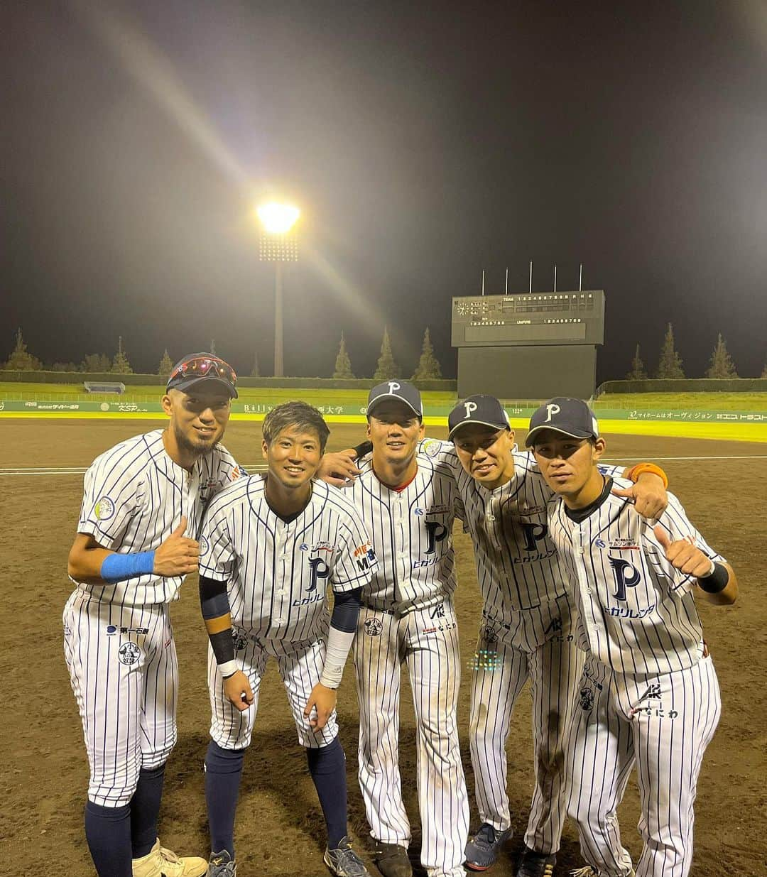 松尾大河のインスタグラム：「今年を沢山の応援をありがとうございました⚾️  また沢山の人と出会い 人に恵まれてるなと感じた1年でした！  ありがとうございます😊 #松尾大河 #23 #福岡北九州フェニックス #2022」