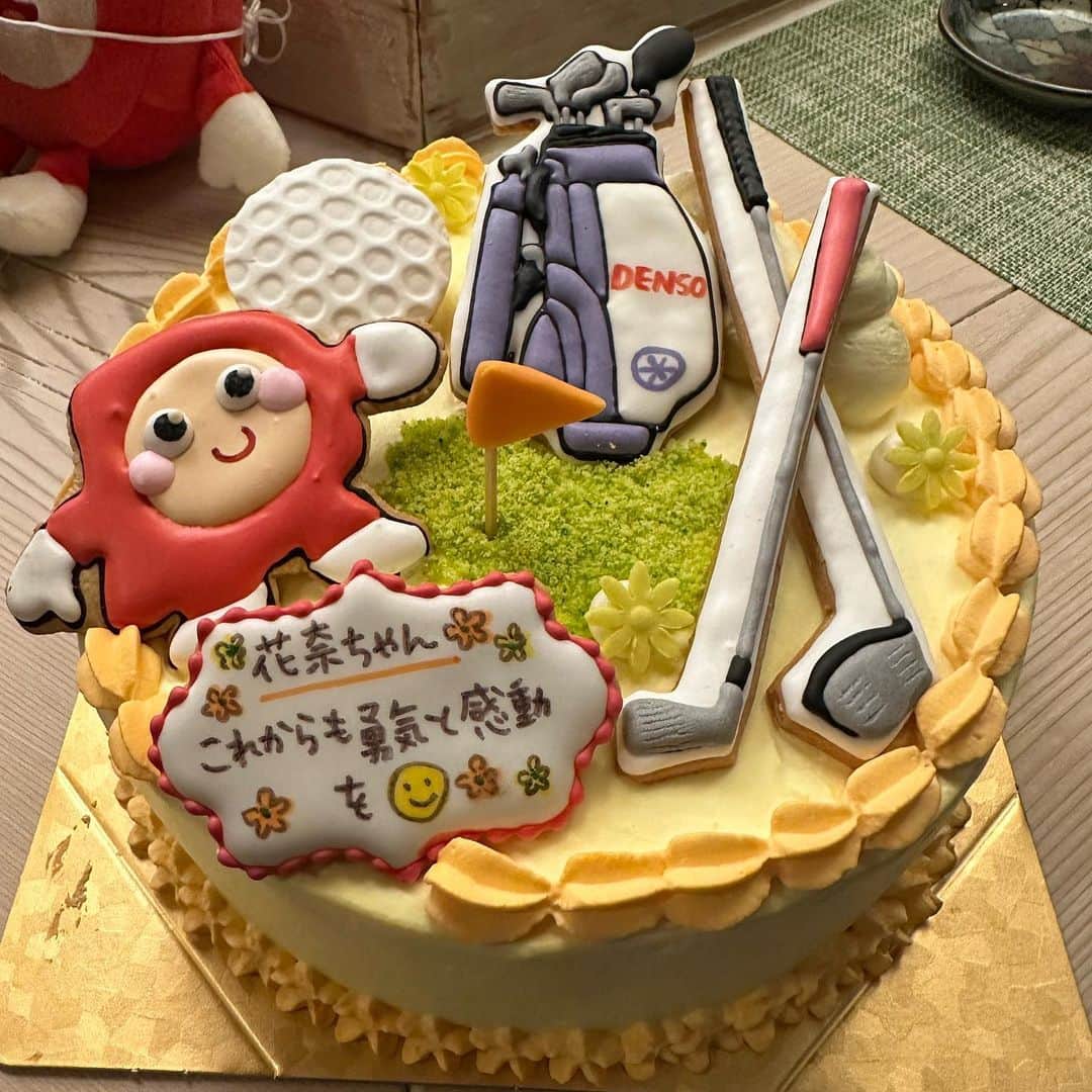 永井花奈のインスタグラム：「今年も1年色んな出来事がありましたね☺️ 6年所属契約でサポートして下さった デンソー様本当にありがとうございました。 共に戦えた6年間は幸せでした！ そしてとても心強かったです。  インスタを見て下さってる皆様 今年も応援ありがとうございました。 良いお年をお迎えくださいませ👋  #DENSO #YAMAHA #NUSKIN #ミサワホーム #mikuni #markandrona #titleist #ecco」